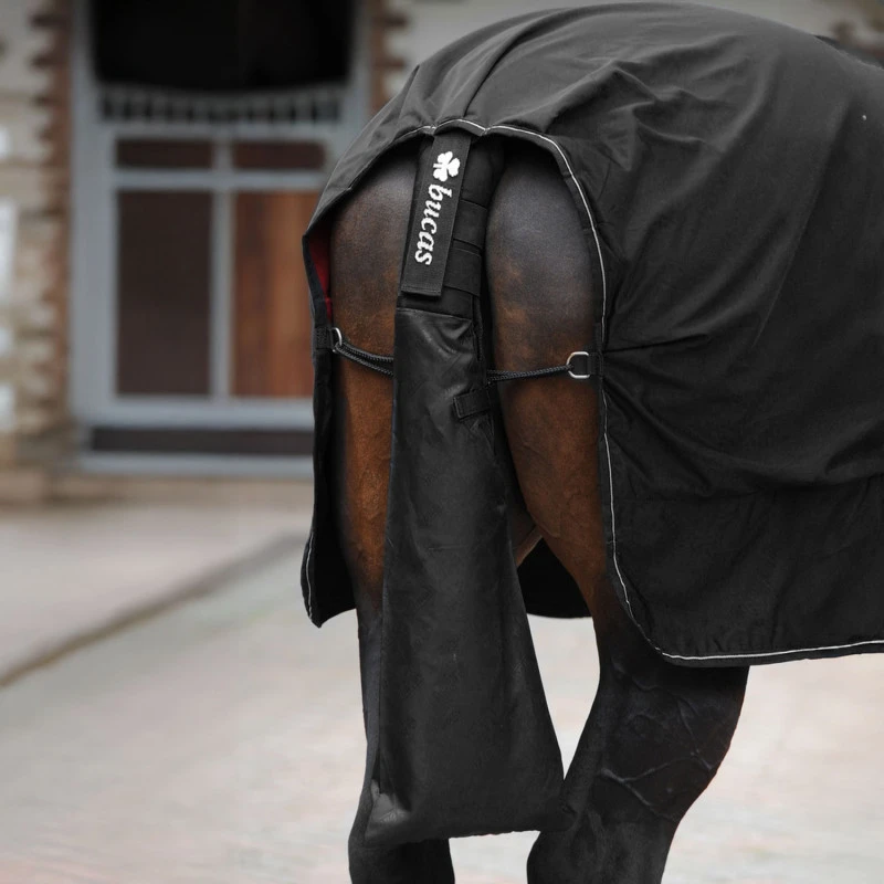 BUCAS TAIL PROTECTION & BAG