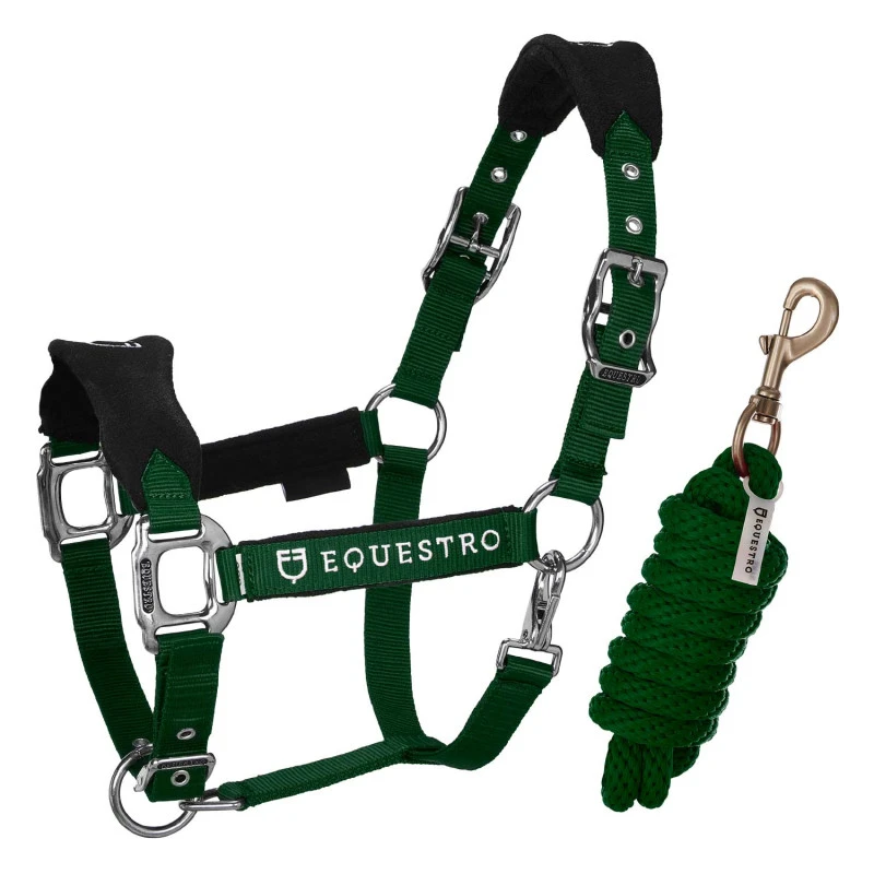Halter with double adjustment and lead rope