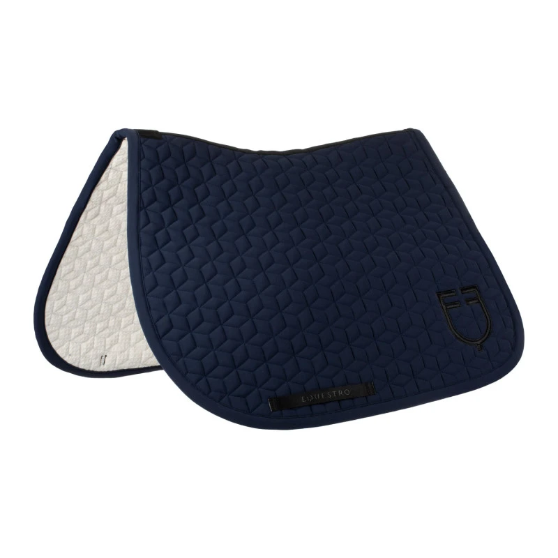 Jumping saddle pad cube quilting