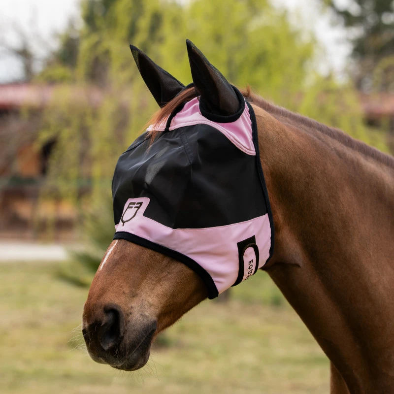 Fly mask with front logo