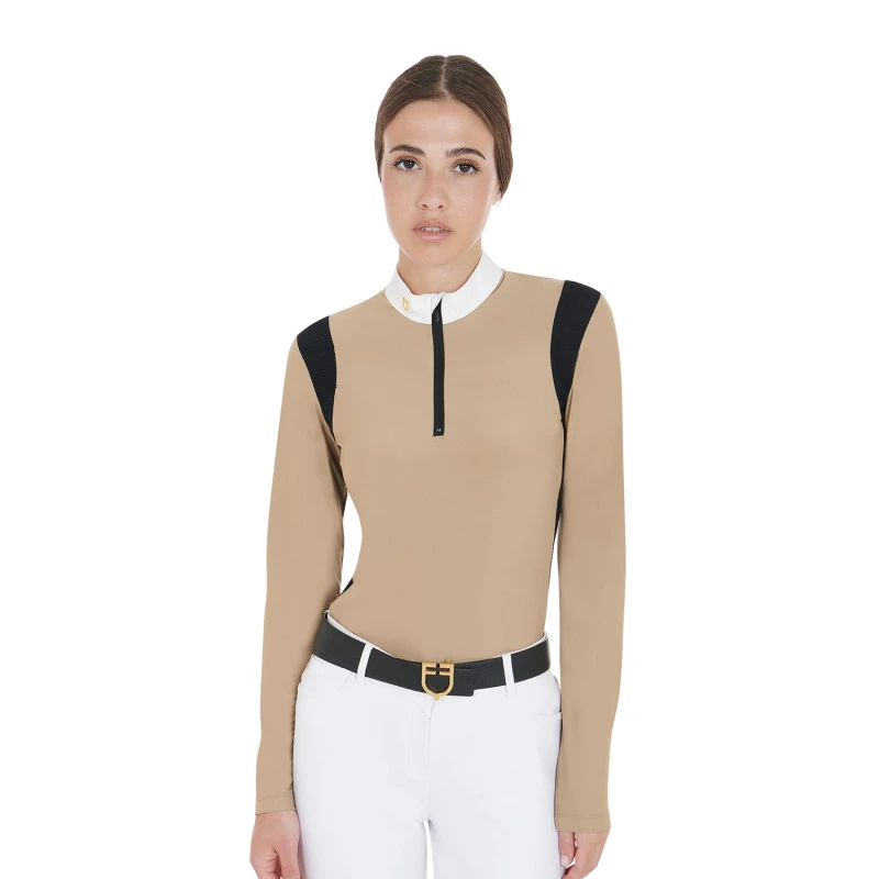 Polo de mujer slim fit en tejido técnico