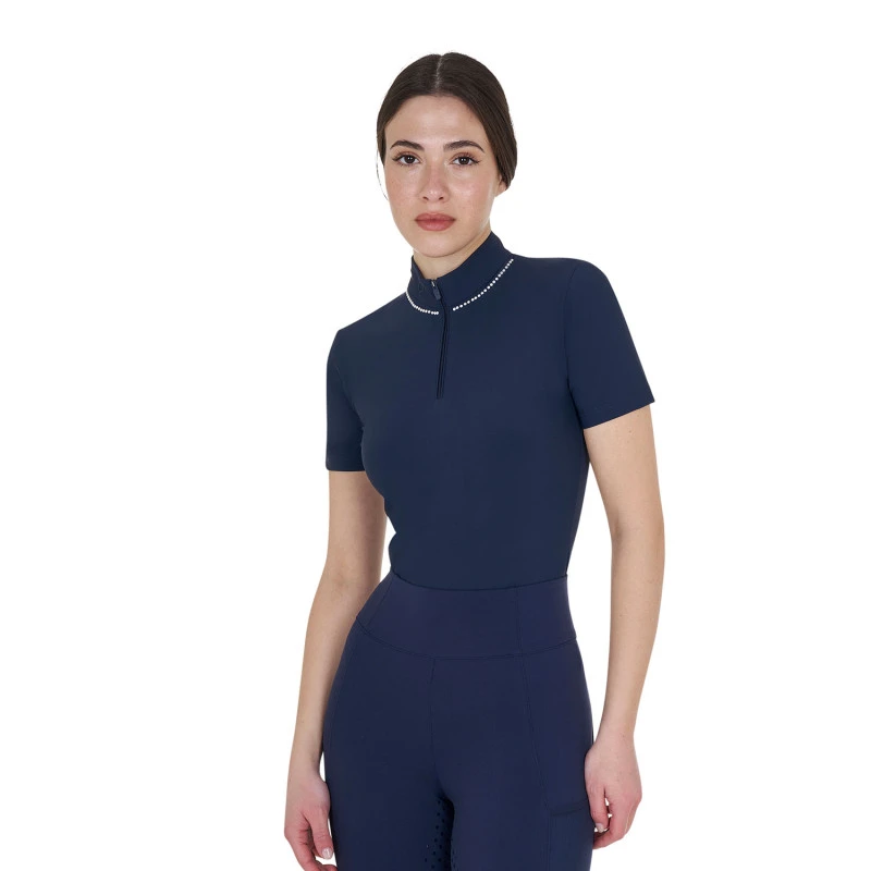 Polo de entrenamiento para mujer slim fit con cremallera y perlas en el cuello