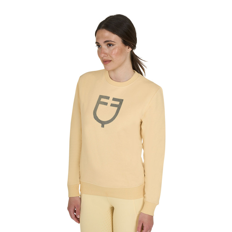 Women's crewneck sweatshirt with chest logo