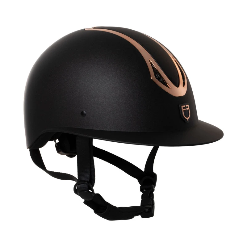 Women's wide visor helmet homologation EN 1384-2023