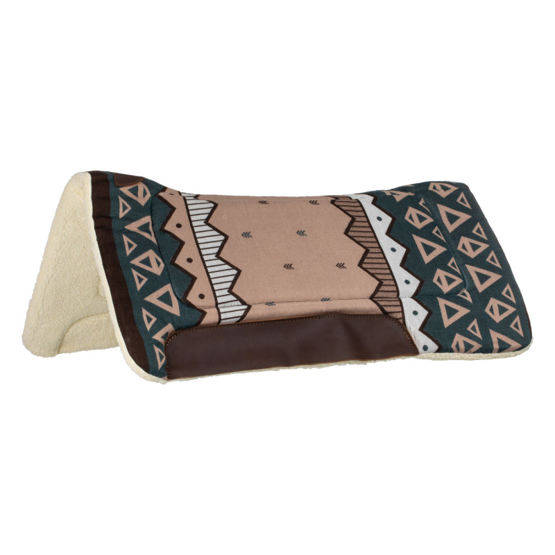 Shaped western saddle pad with leather inserts