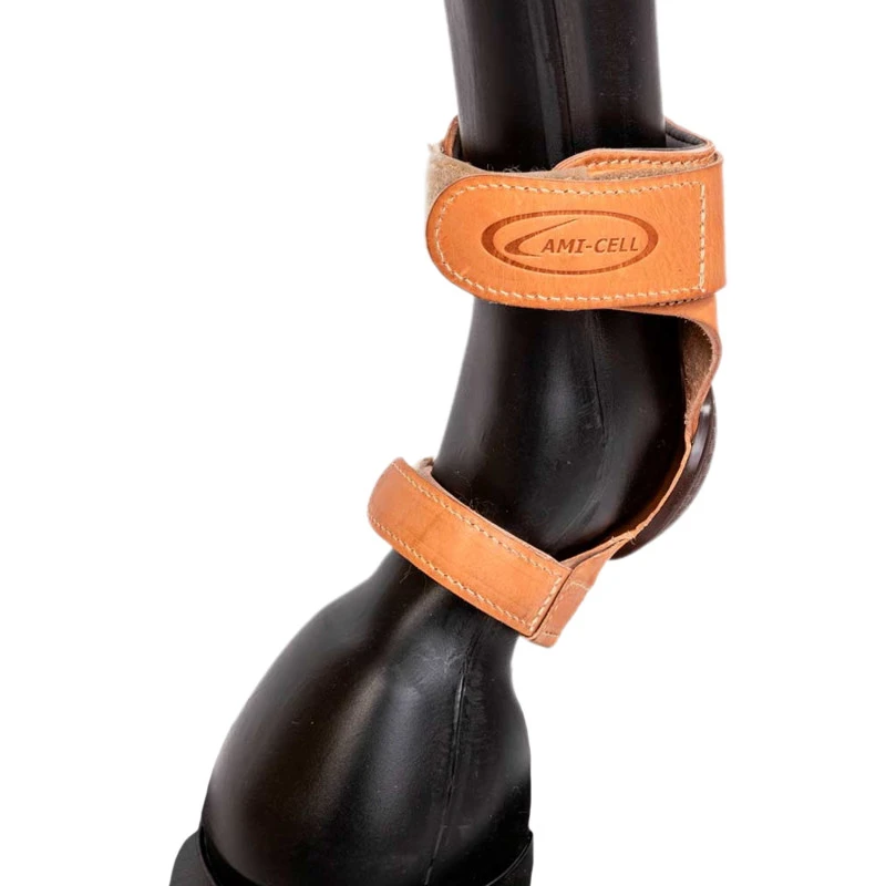 Skid boots in cuoio con chiusura a strappo